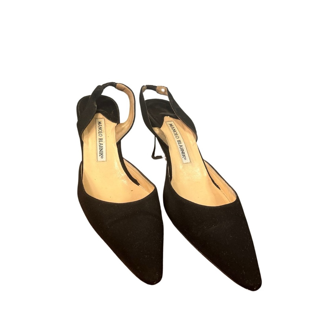 MANOLO BLAHNIK CAROLYNE SIZE 39 1/2 BLCK SUEDE
